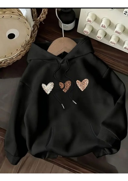 Kalp Baskı Detaylı Içi Polarlı Kapüşonlu Sweatshirt