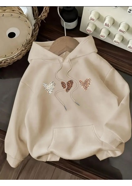 Kalp Baskı Detaylı Içi Polarlı Kapüşonlu Sweatshirt