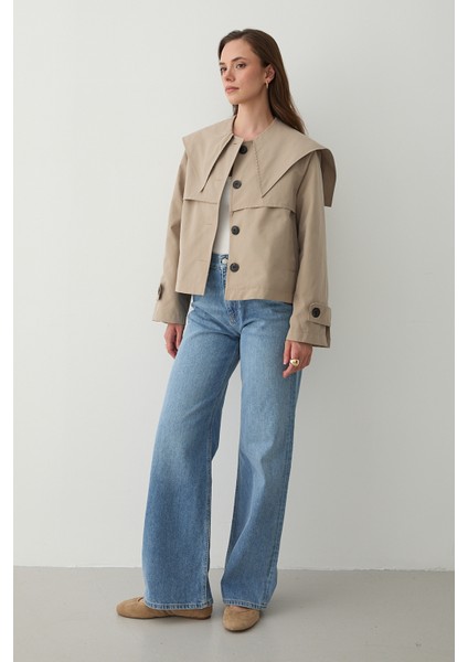 Bej Sakura Geniş Yaka Kısa Trençkot - 7530 fırsatları
