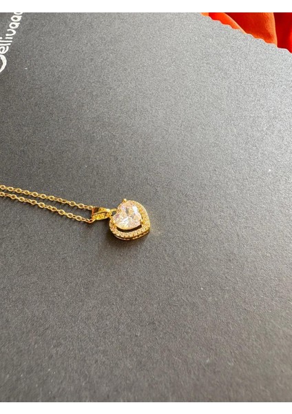 Çelik Kalp Detaylı Kolye