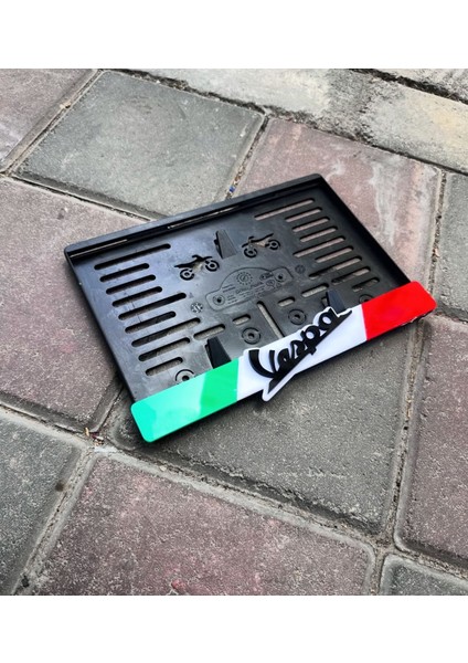 Italyan Vespa Motor Pleksi Plakalık
