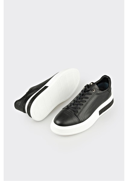 Siyah Deri Erkek Spor Ayakkabı modelleri