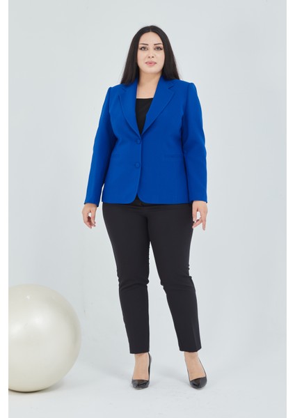 Atelier Kadın Büyük Beden Düğmeli Klasik Ceket fırsatları
