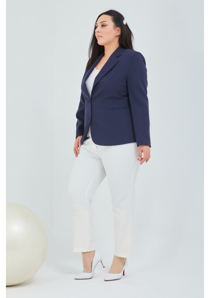 Atelier Kadın Büyük Beden Düğmeli Klasik Ceket