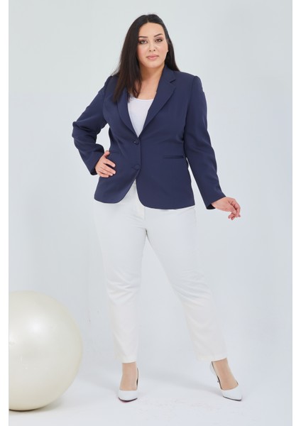 Atelier Kadın Büyük Beden Düğmeli Klasik Ceket