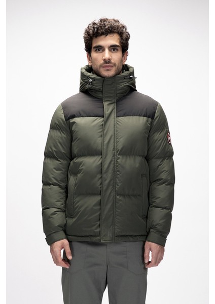 Cup Soluk Yeşi̇l Puffer Kapüşonlu Erkek Mont