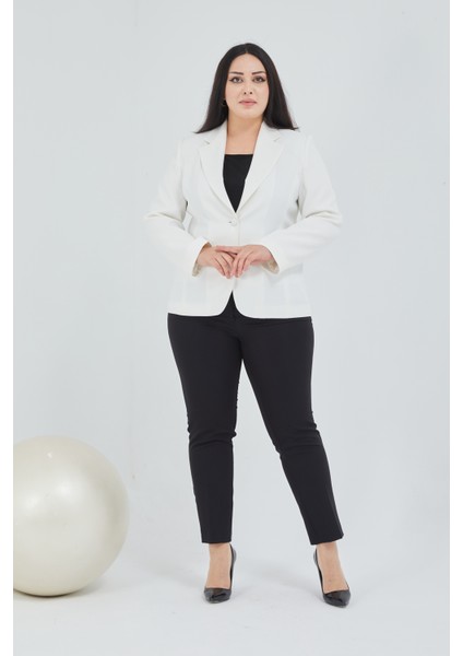 Atelier Kadın Büyük Beden Düğmeli Klasik Ceket