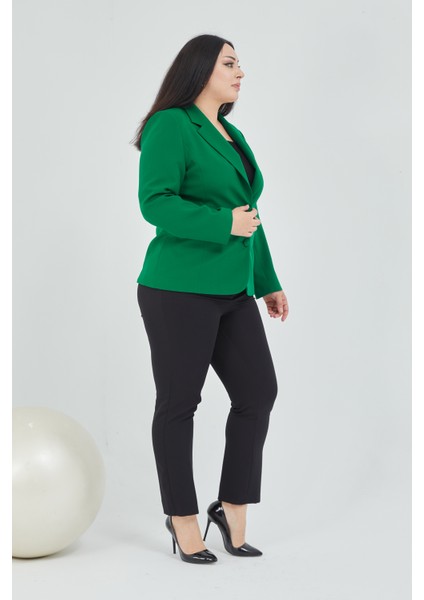 Atelier Kadın Büyük Beden Düğmeli Klasik Ceket fırsatları