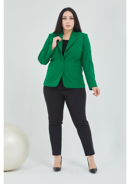 Atelier Kadın Büyük Beden Düğmeli Klasik Ceket indirimleri