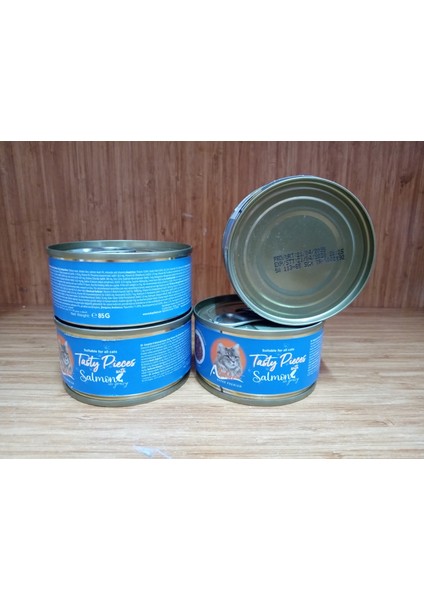 Pet Kedi Konserve Soslu Gourmet Kıyılmış Somonlu 10 Adet