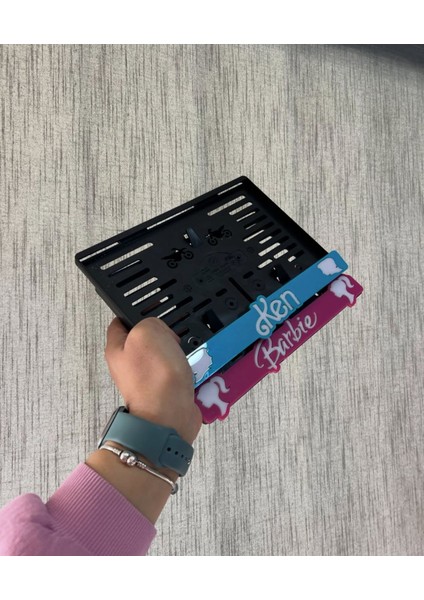 Ken Barbie Motor Pleksi Plakalık ( 2 Adet )
