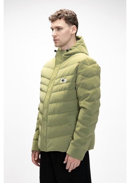 Barcelona Soluk Yeşi̇l Puffer Kapüşonlu Erkek Mont fiyatları