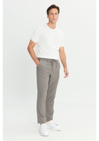 Slim Fit Dar Kesim Beli Bağlamalı Çizgili Yan Cepli Casual Jogger Pantolon modelleri