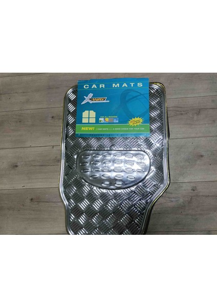 Tüm Araçlara Uyumlu Oto Paspas