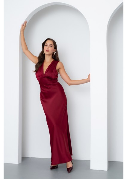 Kadın Bordo V Yaka Saten Davet Elbisesi