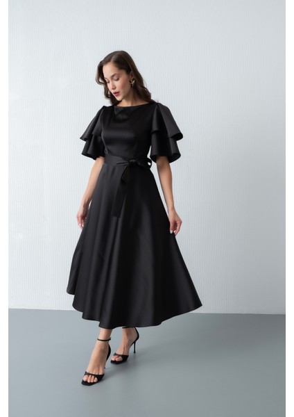 Kadın Siyah Kısa Kol Fiyonklu Midi Saten Elbise