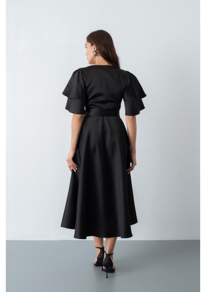 Kadın Siyah Kısa Kol Fiyonklu Midi Saten Elbise indirimleri