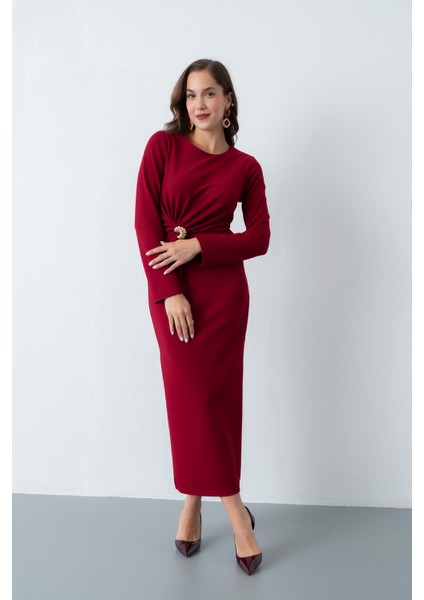 Kadın Bordo Aksesuar Detaylı Davet Elbisesi
