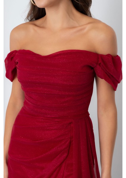 Kadın Bordo Kayık Yaka Drapeli Yırtmaçlı Uzun Simli Abiye Elbise fırsatları