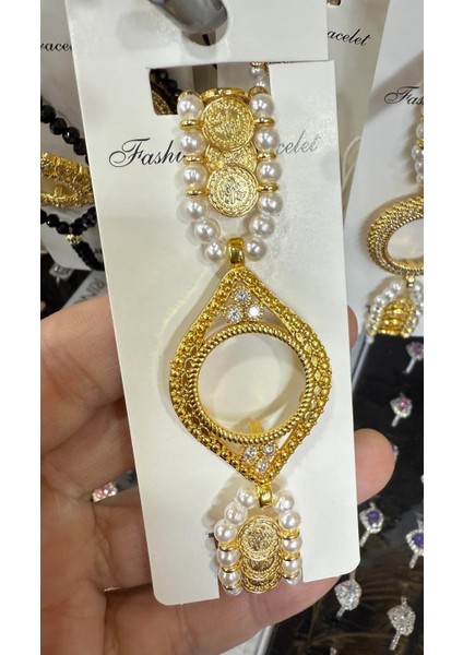 Çeyrek Takılan Altın Kaplama Incili Bileklik M4