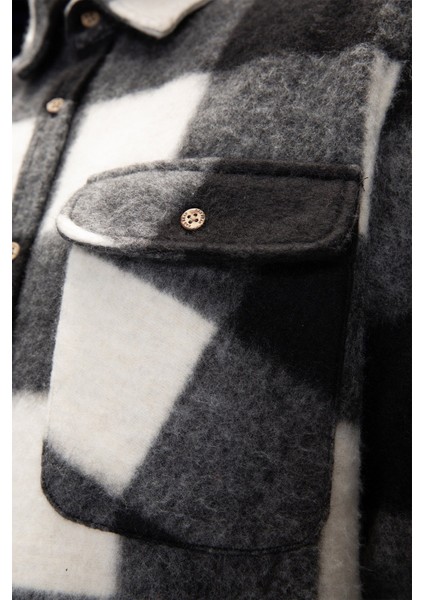 Torres Si̇yah Erkek Oduncu Gömlek fırsatları