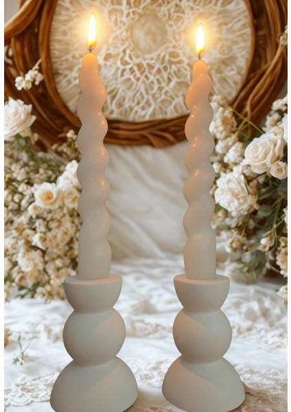 Mumlar Dahil 2 Li Beyaz Şamdanlık ve Beyaz Spiral. Burgulu Şamdan Mum modelleri