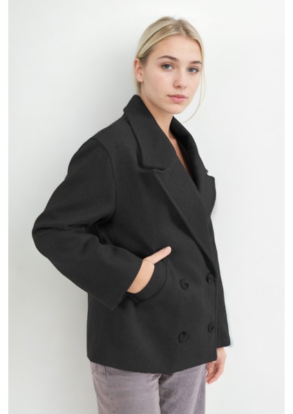 Düğmeli Kısa Kaşe Kaban modelleri