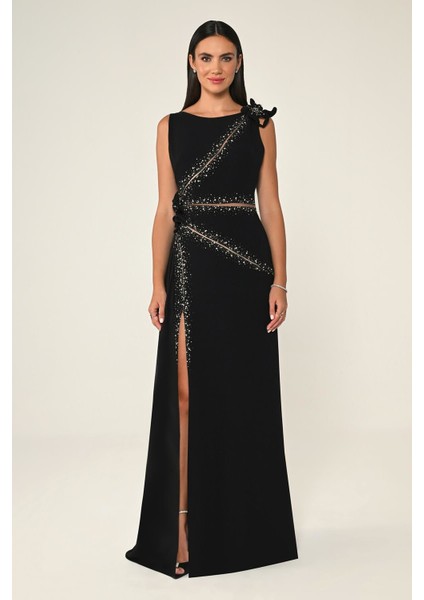 Çiçek ve Taş Aksesuarlı Yırtmaçlı Uzun Abiye Elbise Alfa Beta