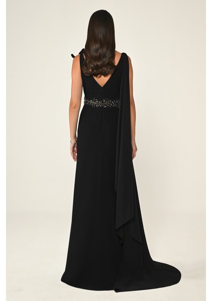 Çiçek ve Taş Aksesuarlı Yırtmaçlı Uzun Abiye Elbise Alfa Beta fırsatları