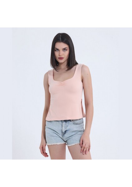 Yavruağzı Yırtmaç Detay Crop Top modelleri