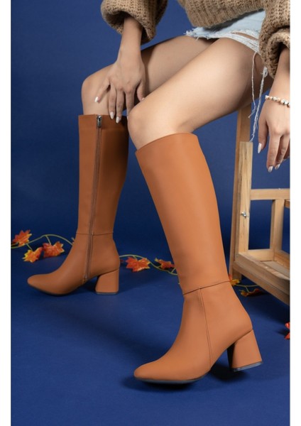 Kadın Nude Deri Kışlık Çizme – Fermuarlı, Ortopedik Tabanlı, Koku ve Ter Önleyici Rahat Tasarım