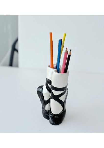 Balerin Ayakkabısı Temalı Dekorasyon, Fonksiyonel Vazo, Kalemlik ve Makyaj Fırçası Için Ideal! modelleri