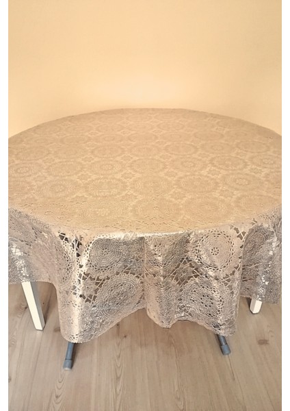 Üstü Şeffaf Muşamba Kaplama Dantel Görünüm Yuvarlak Masa Örtüsü -137 cm Çap -Bakır Renk-Cck fiyatları
