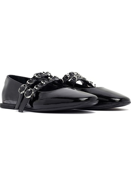 Kadın Siyah Tokalı Rugan Deri Babet 25AFD270016 modelleri