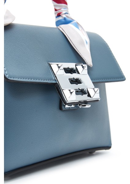 Kadın Mavi Uzun Askılı Aksesuarlı Mini Çapraz Çanta 25ABD280518