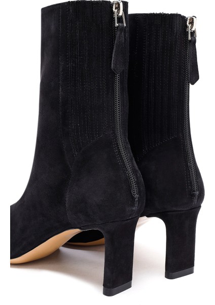 Kadın Siyah Fermuarlı Kısa Topuklu Süet Deri Bot 25AFD121510