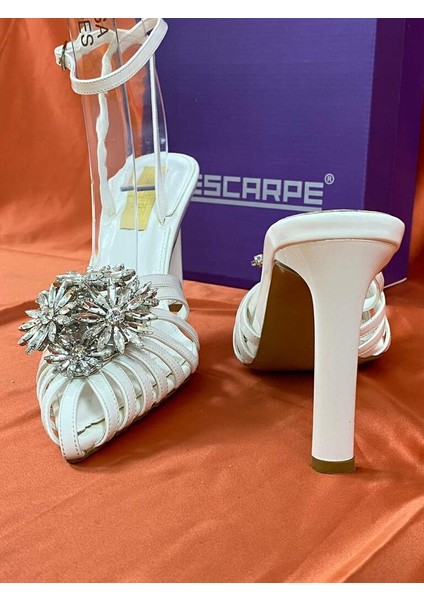 LES013 Beyaz Önü Çiçek Taş Işlemeli Abiye Ayakkabı Stiletto indirimleri