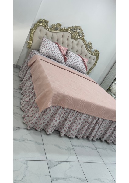 Çift Kişilik 160X200 cm Yatağa Uygun Fırfırlı Etekli Lastikli Çarşaf, 2 Adet Fırfırlı Yastık Kılıfı ve Pike modelleri