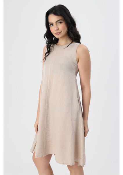 Kadın Sıfır Kol Yuvarlak Yaka Çan Elbise modelleri