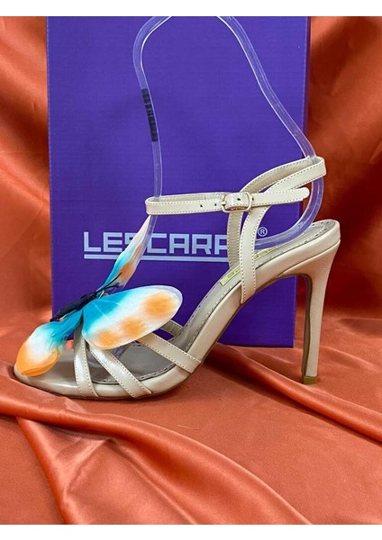 LES025 Krem Renkli Kelebek Aksesuarlı Zarif Ince Topuklu Kadın Ayakkabı Stiletto