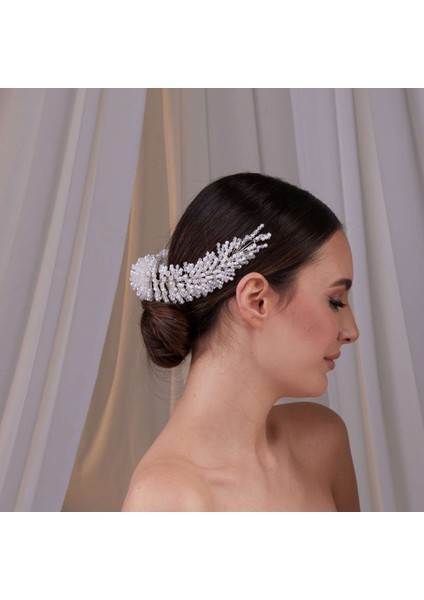Inci Detaylı Kristal Taşlı Beyaz Gelin Taç ve Saç Aksesuarı – Işıltılı Zarif Tasarım