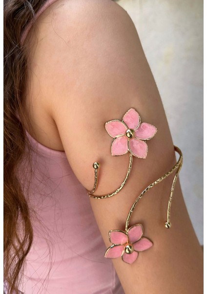 Gold Pembe Çiçek Detaylı Paslanmaz Çelik Ayarlanabilir Kadın Pazu Bileklik Kol Kelepçesi Armcuff fiyatları
