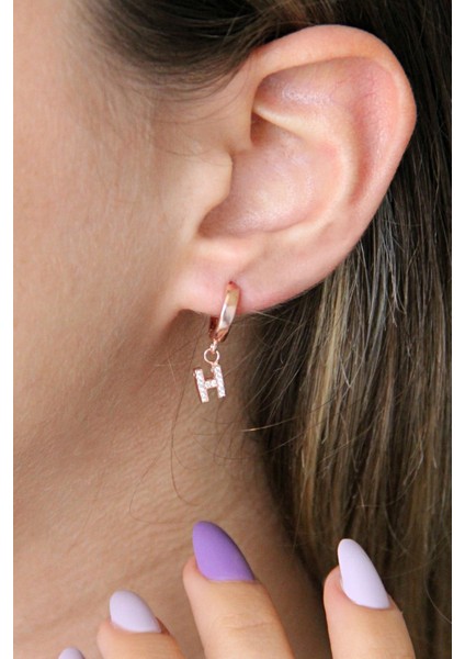 H Harfi Sallantılı 925 Ayar Gümüş Rose Tek Küpe - 12079802