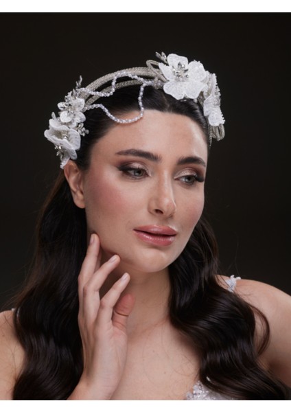 Doğal Taş Detaylı Yaprak Desenli Işıltılı Gelin Tacı Zarif Saç Aksesuarı