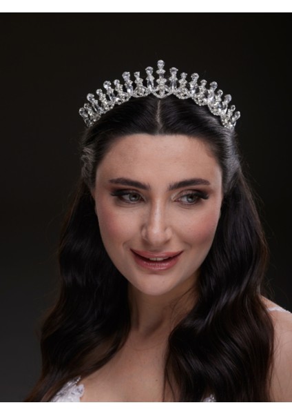 Inci Görünümlü Kristal Gelin Tacı – Zarif ve Şık Tasarım fiyatları