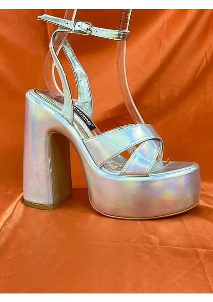 LES053 Gümüş Hologram Kadın Klasik Topuklu Ayakkabı Önü Arkası Platform