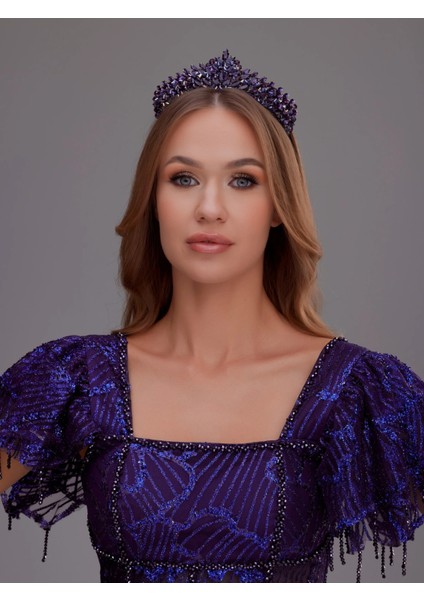 Parlak Kristal Gelin Tacı – Özel Renk Seçenekleriyle Metal Prenses Taç | El Yapımı Aksesuar