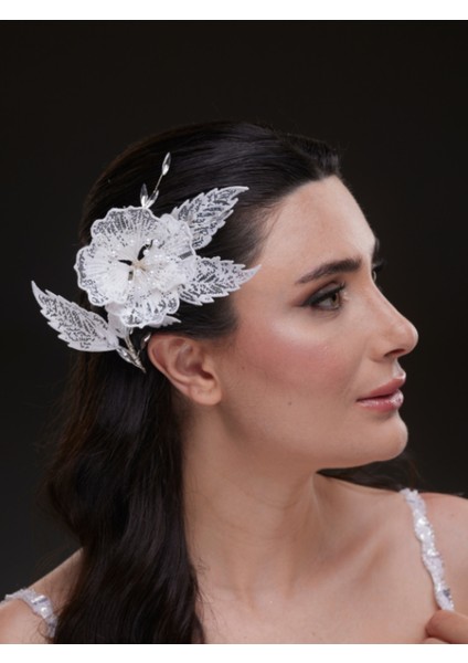 Dantel Yaprak ve Çiçek Desenli Incili Yan Toka Gelin Saç Aksesuarı fiyatları