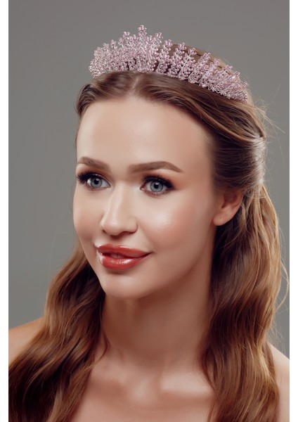 Zarif Kristal Taşlı Gelin Tacı – Minimal ve Işıltılı Tasarım fiyatları