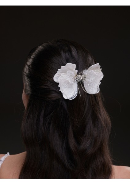 Kelebek Modeli Dantel ve Incili Gelin Saç Aksesuarı modelleri